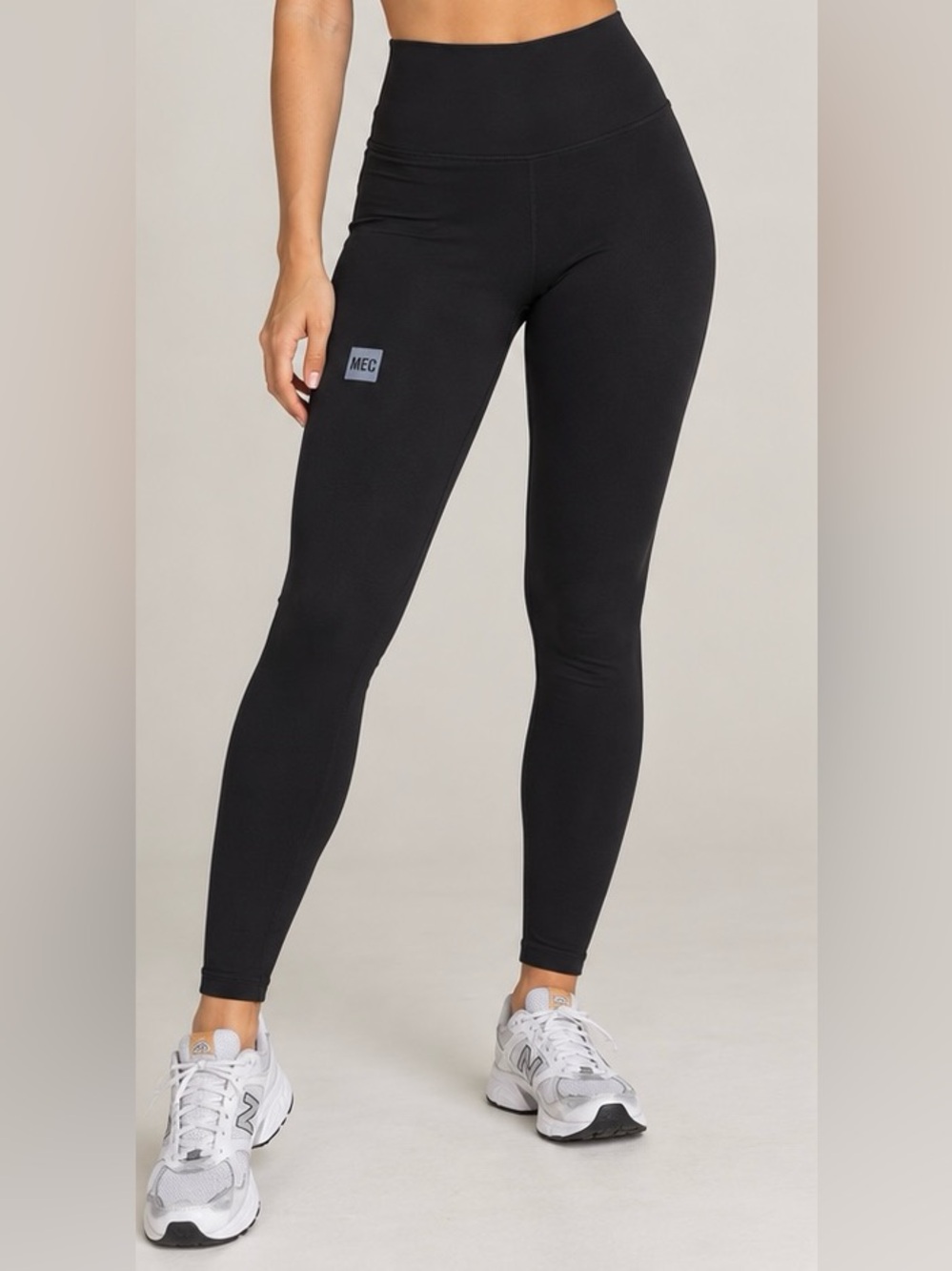 MEC Women's High-Waisted Full-Length Leggings — Size M